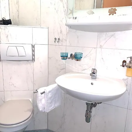 Gartenhotel Garni אינסברוק