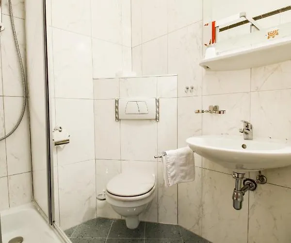 Gartenhotel Garni インスブルック