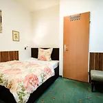 Hotel Gartenhotel Garni