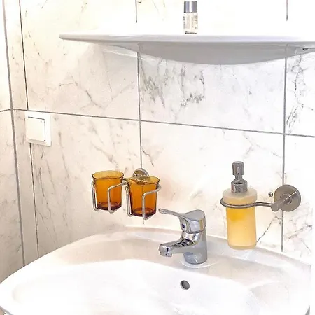 Gartenhotel Garni ホテル 2*