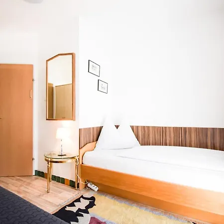 Gartenhotel Garni 2* インスブルック