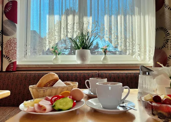 Ξενοδοχείο Gartenhotel Garni 2*