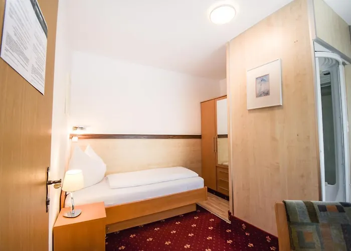 Gartenhotel Garni Ξενοδοχείο 2*